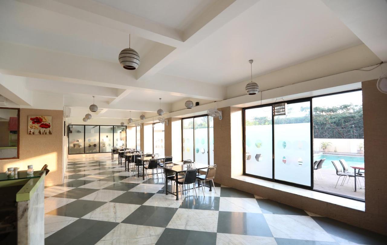 Hotel Aristro Lonavala Exterior foto